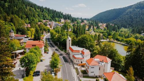 Hotel Tusnad - image 9