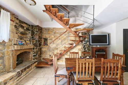 Mouri Villa in Mithimna