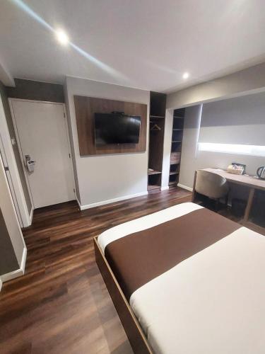 room detail thumbnail 0