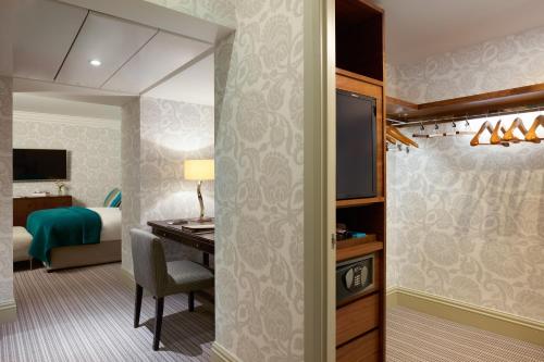 Rocco Forte Brown's Hotel - image 2