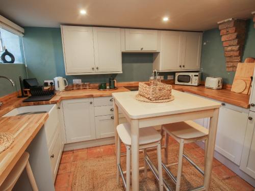 ทัศนียภาพภายนอกโรงแรม, Number 5 in โคลบรูกเดล