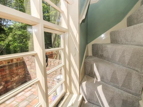 ทัศนียภาพภายนอกโรงแรม, Number 7 in โคลบรูกเดล