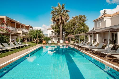 Aeolos Boutique Hotel and Suites