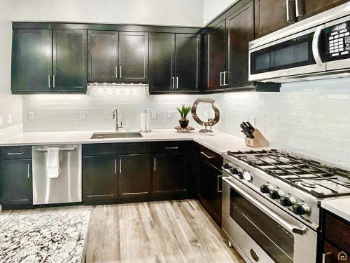 Beautiful Brand NEW Luxury Condo @ Sage Creek in Moab, USA