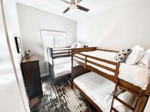 Beautiful Brand NEW Luxury Condo @ Sage Creek in Moab, USA