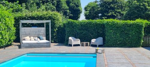 New appartment with heated pool located in nature! Apartment Hoek van Winssen