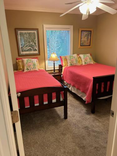 Unique 3BR, 1 of 5 Condos w/Huge Poolside Patio, Steps to Beach & Pier, Gated Unique 3BR, 1 of 5 Condos w/Huge Poolside Patio, Steps to Beach & Pier, Gated