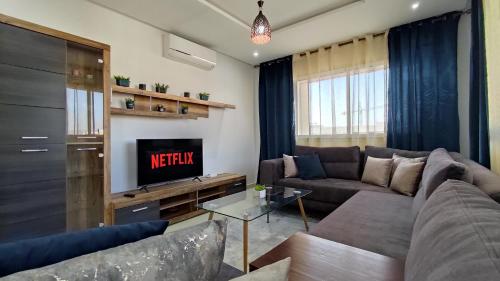DLX02 - Appartement Deluxe 2 chambres - Centre Ville Oujda, Уджда (фото 3)