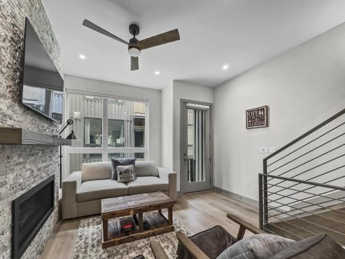58B 2Br 2,5Ba townhouse in Silverthorne, USA