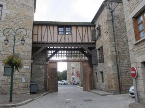 Lozère St Alban Aubrac Margeride gîte 4 étoiles 8 personnes au calme près nature