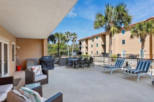 Unique 3BR, 1 of 5 Condos w/Huge Poolside Patio, Steps to Beach & Pier, Gated Unique 3BR, 1 of 5 Condos w/Huge Poolside Patio, Steps to Beach & Pier, Gated