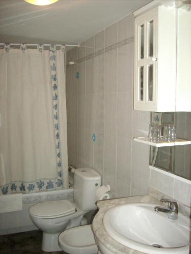 ホスタル ザバラ