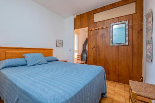 Two-Bedroom Apartment image 8