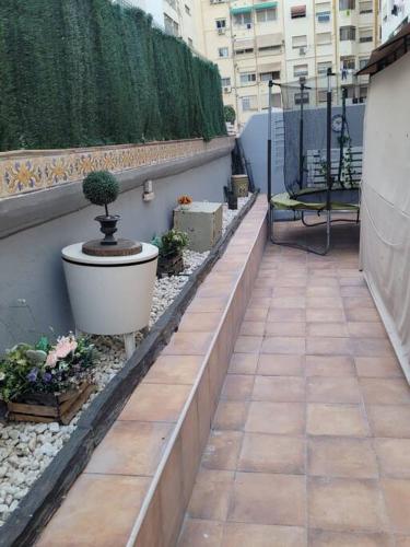Precioso apartamento reformado con terraza, 4 habs, Valencie (fotografie 3)