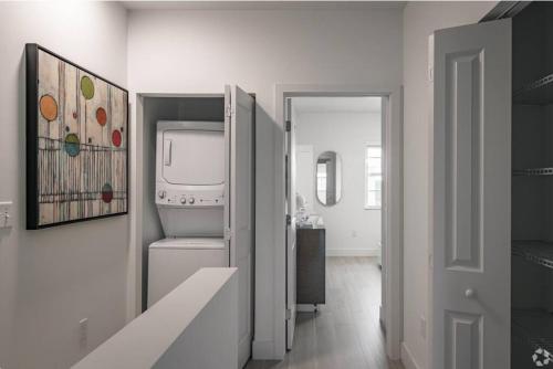 Dahlia - The Designer Townhome in Lake Worth, USA