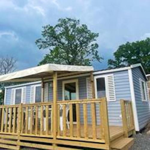 Bungalow de 3 chambres avec piscine partagee terrasse amenagee et wifi a Argences en Aubrac - Location saisonnière - Argences-en-Aubrac