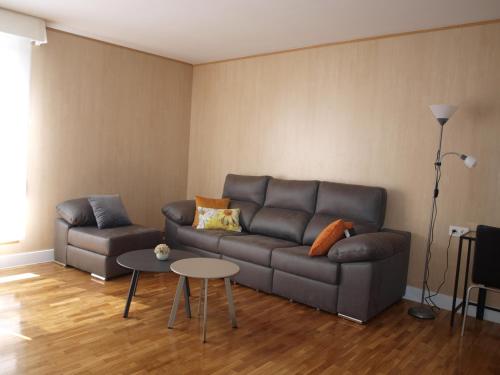 Apartamento Sadar - Apartment - Pamplona