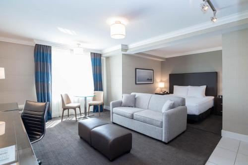 Sandman Hotel Oakville in Oakville