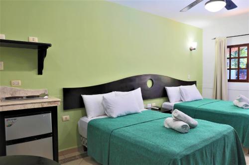 room detail thumbnail 1