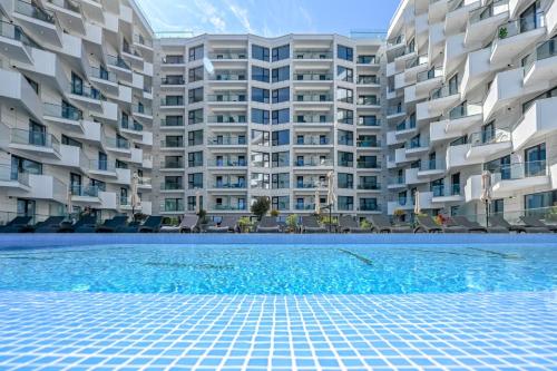Alezzi Infinity Aparthotel & Spa, Năvodari