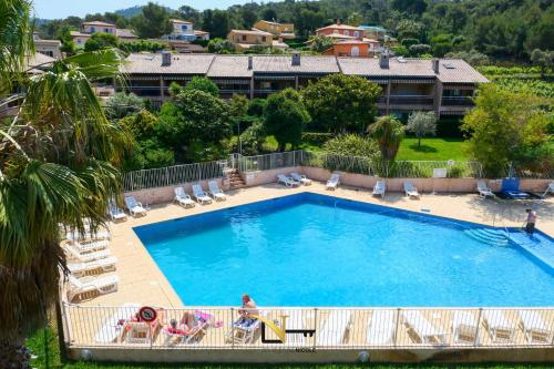 Cozy duplexterrace barbecue pool beach on foot - Location saisonnière - Le Pradet