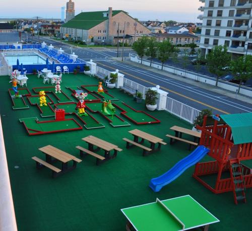Admiral Resort Motel in Wildwood Crest, USA