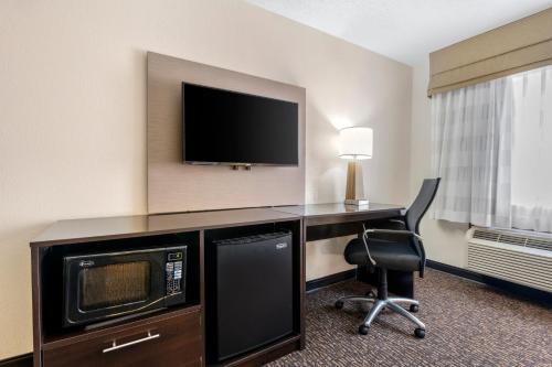 Sleep Inn Naperville - image 8