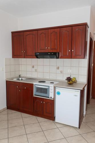 Lady Elena Hotel in Ammoudia