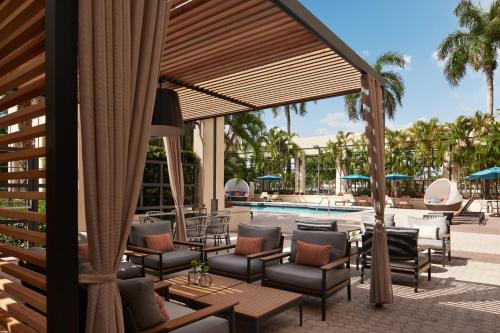 สระว่ายน้ำ, โบคาเรตัน แมริออท แอท โบคา เซ็นเตอร์ (Boca Raton Marriott at Boca Center) in โบคา เรตัน ซิตี้เซ็นเตอร์