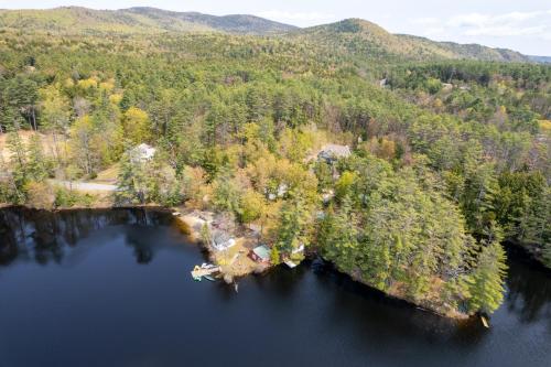 Hide-A-Way Waterfront Cottages