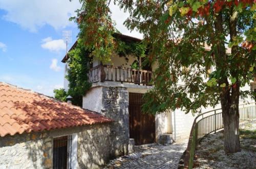 전망, Βαδόκειος ΓΗ (Βαδοκειος ΓΗ) in 아스프랑겔로이