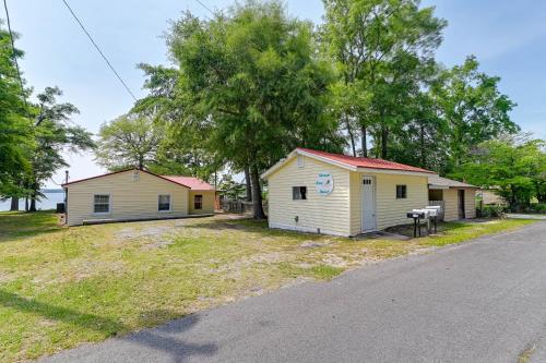 Riverfront Edenton Condo with Porch and Water Views!