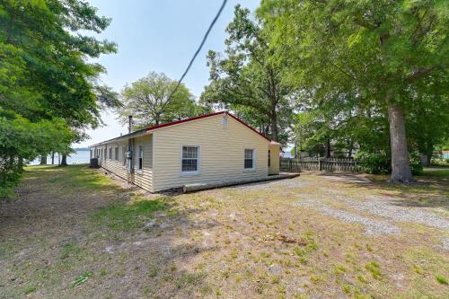 Riverfront Edenton Condo with Porch and Water Views!