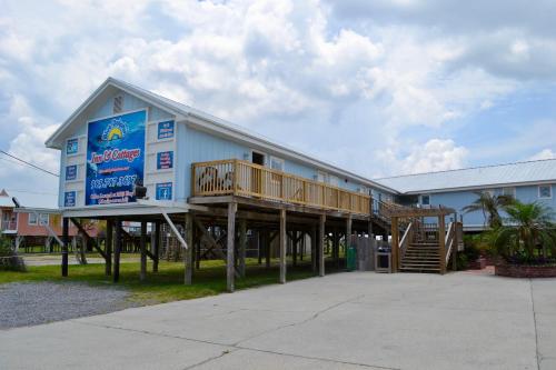 Blue Dolphin Inn and Cottages