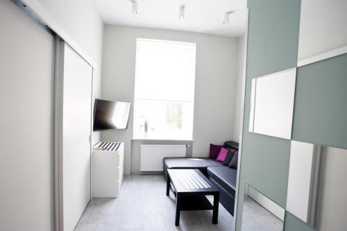 Rent-Apart City Center Lodz - image 5
