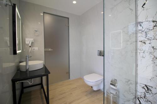 Hotel Julia - image 6