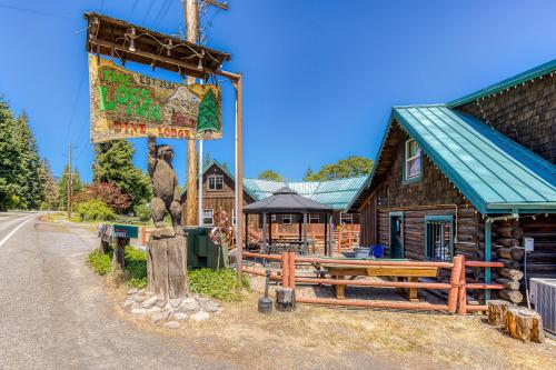 luxury hotels in Highland