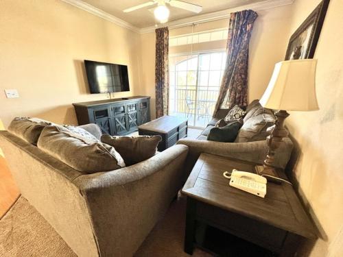 2 Bed 2 Bath Condo in Tuscana Resort home in Davenport, USA