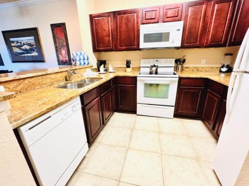 Kitchen, 2 Bed 2 Bath Condo in Tuscana Resort home in Davenport