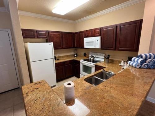 3 bed 2 Bath Condo In Tuscana Resort Near Disney condo in Davenport, USA
