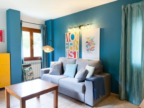 Único Piso Colorido y Divertido En Ransol - Increibles Vistas al Rio y Naturaleza - Ideal Familias (Unico Piso Colorido y Divertido En Ransol - Increibles Vistas al Rio y Naturaleza - Ideal Familias l) in Ransol