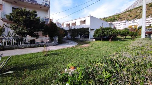 Apartments with WiFi Duce, Omis - 21055