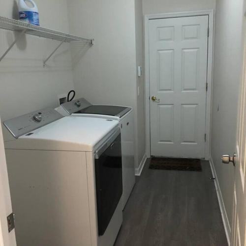 Marvelous Villa 4Beds 4 bath,pool,and lake front. in Kissimmee, USA