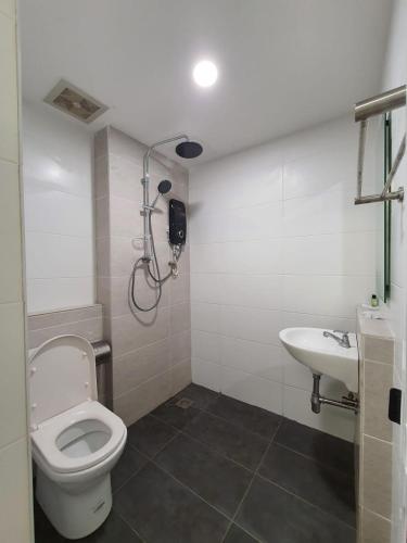 Bathroom, E Hotel  Kulim in Kulim