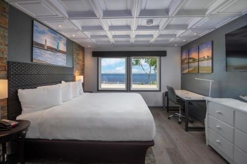Terrace Bay Hotel - image 14