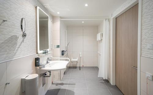 Holiday Inn - Mannheim City - Hauptbahnhof an IHG Hotel - image 3