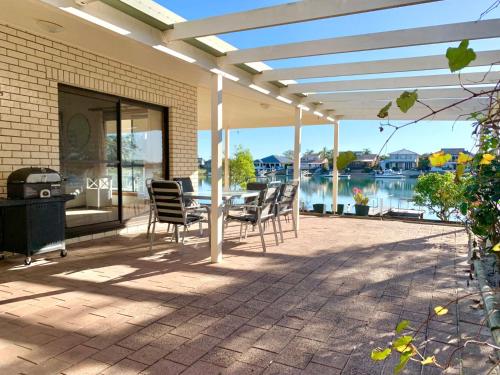 Sandy Bay - Pet Friendly Waterfront