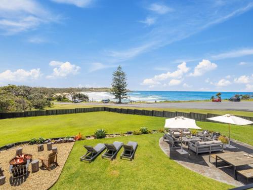 Beachfront Headland House