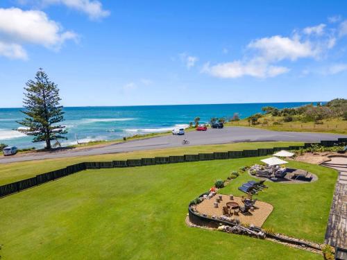 Beachfront Headland House