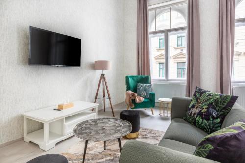 LH Gallery Apartments 2